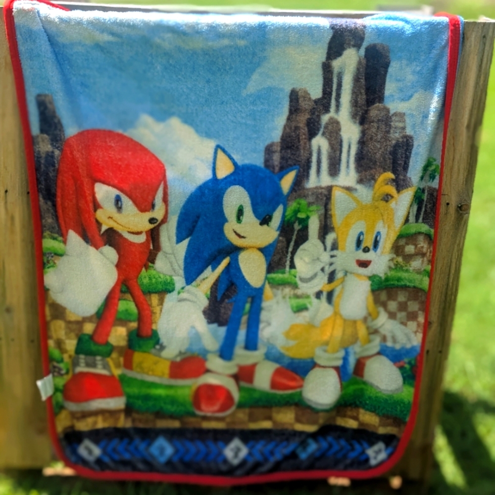 Sonic The Hedgehog Tails Knuckles Throw Blanket Sonic Blanket 35 in* 50 in